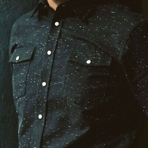 Taylor Stitch The Glacier Shirt in Navy Nep Twill
